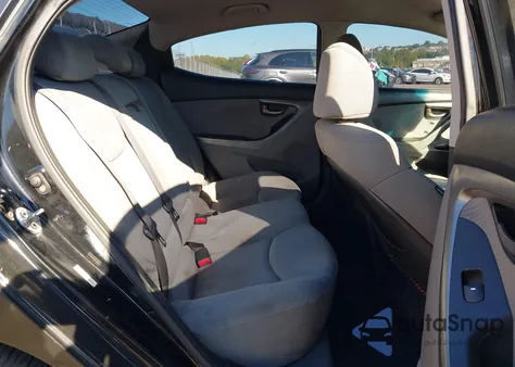 2012 Hyundai Elantra Gls (Ulsan Plant) z USA, uszkodzony, nr VIN KMHDH4AEXCU313660